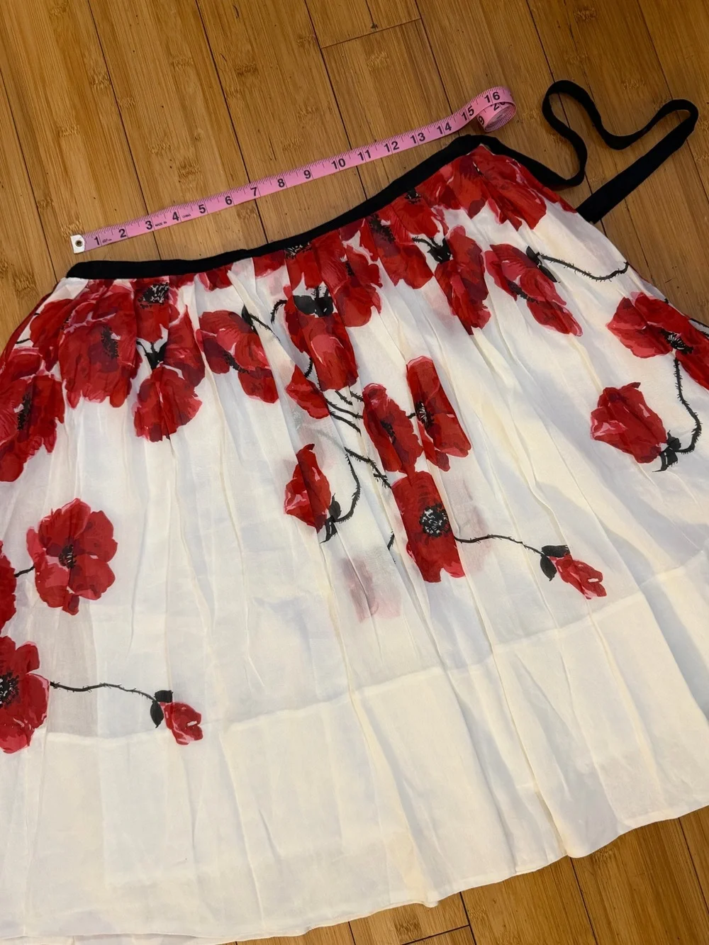 NWOT Anthropologie Mermaid White Red Floral Skirt Size S